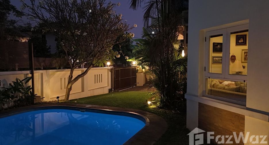 Casa en venta de 4 habitaciones en Saphan Sung, Bangkok