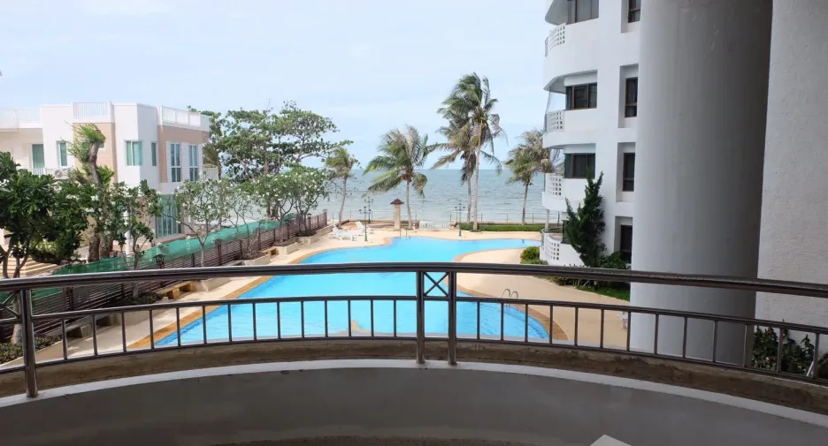 For sale 2 bedrooms condo in Cha Am, Phetchaburi