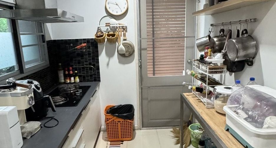 For sale and for rent 4 bedrooms house in Bang Yai, Nonthaburi