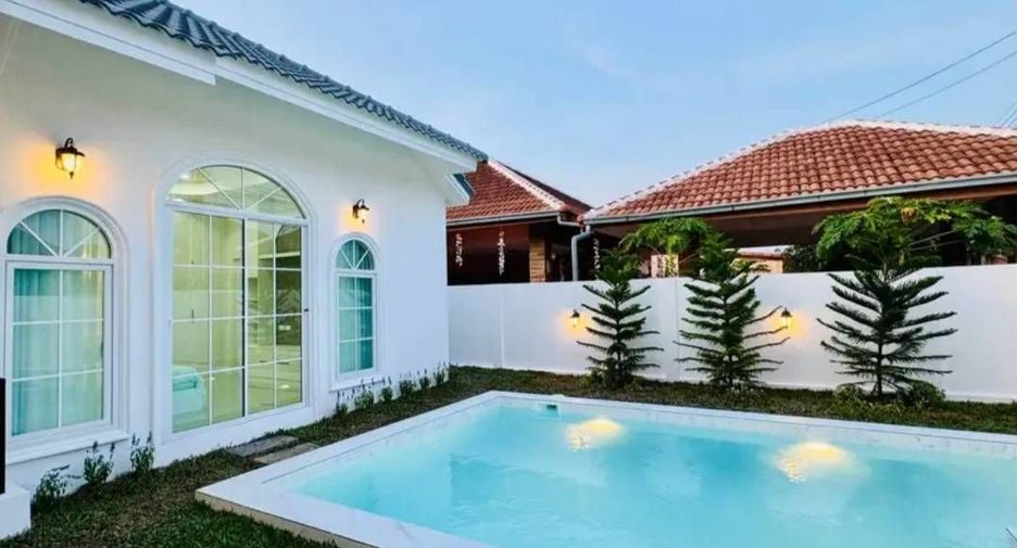 For rent 3 bedrooms condo in Bang Lamung, Chonburi
