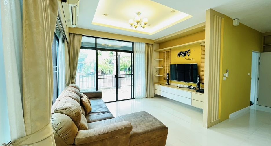 For sale 4 bedrooms townhouse in Bang Phli, Samut Prakan
