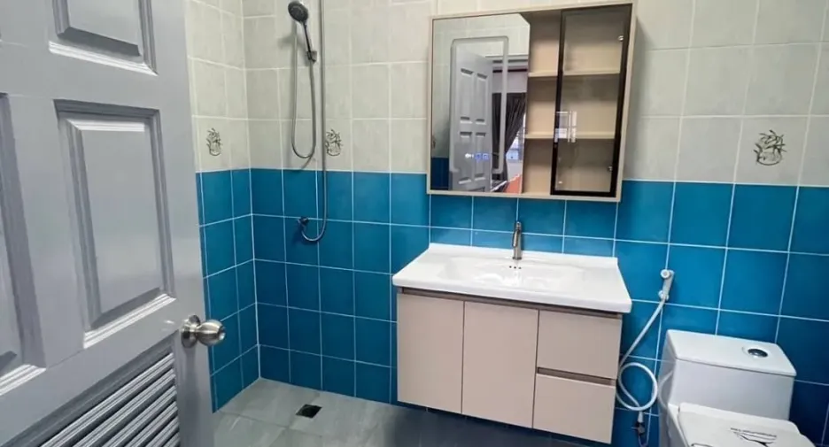 For rent 3 bedrooms villa in Bang Lamung, Chonburi