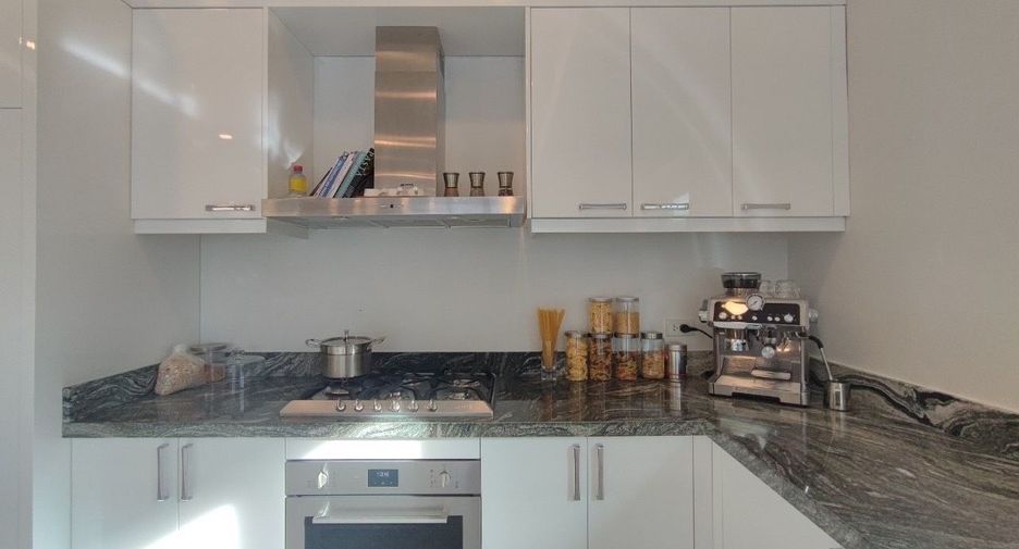 For sale 7 bedrooms villa in Bang Lamung, Chonburi