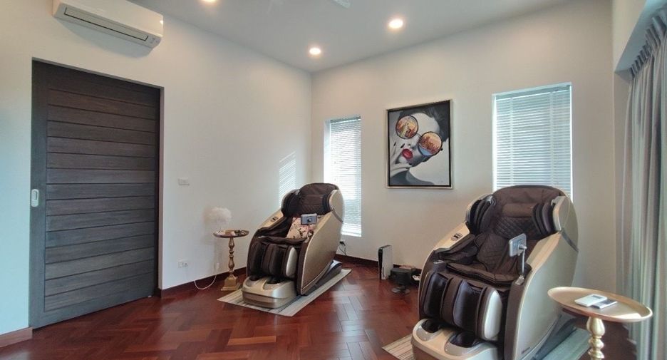For sale 7 bedrooms villa in Bang Lamung, Chonburi