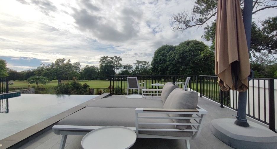 For sale 7 bedrooms villa in Bang Lamung, Chonburi