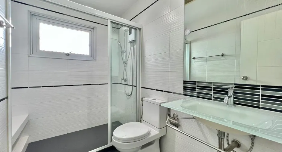 Wohnung zur Miete mit 2 Zimmer in Bang Lamung, Chonburi