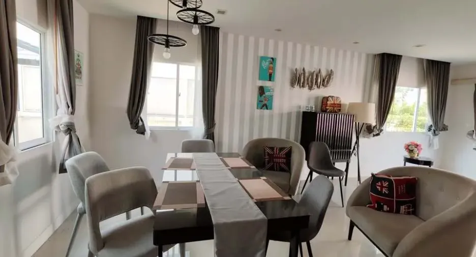 For sale 4 bedrooms condo in Bang Phli, Samut Prakan
