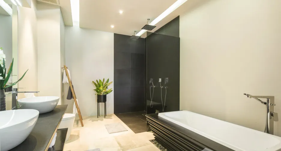For sale 3 bedrooms condo in Thalang, Phuket