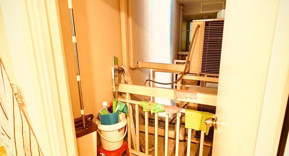 For sale 1 bed condo in Pathum Wan, Bangkok