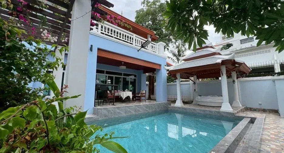 À vendre 5 chambres villa à Bang Lamung, Chonburi