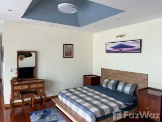 Villa zum Kauf mit 5 Zimmer in Bang Lamung, Chonburi