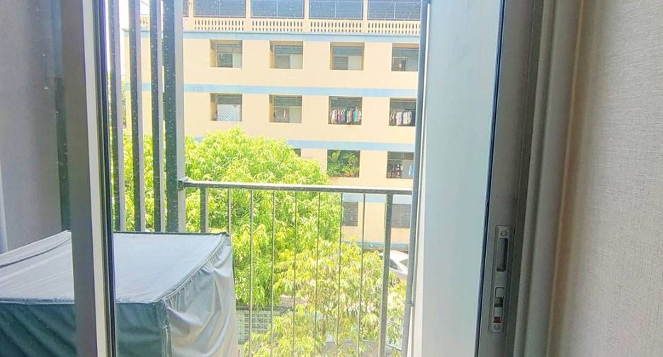 For sale studio condo in Bang Kapi, Bangkok