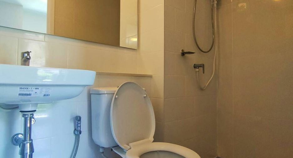 For sale studio condo in Bang Kapi, Bangkok