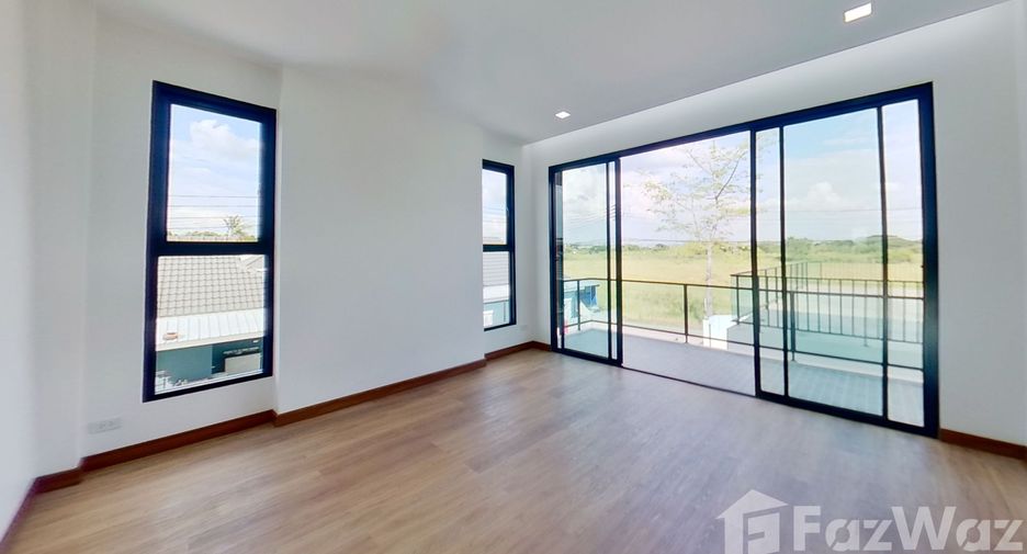 For sale 4 bedrooms house in Saraphi, Chiang Mai