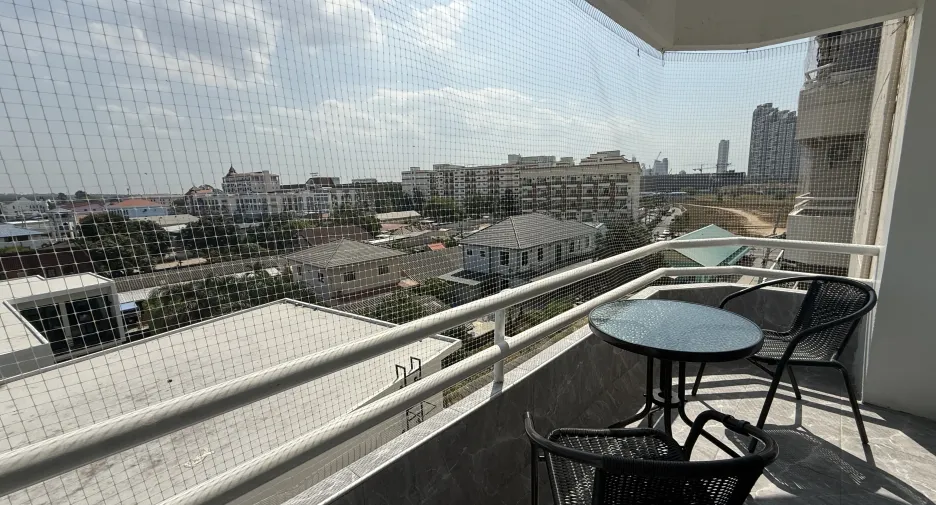 For rent 2 ベッドルーム condo in Bang Lamung, Chonburi