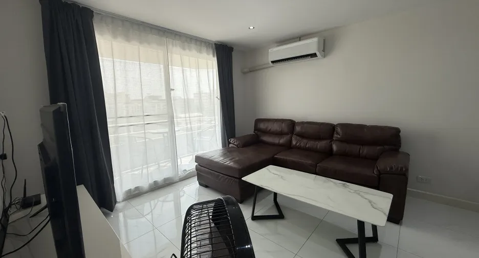 For rent 2 ベッドルーム condo in Bang Lamung, Chonburi