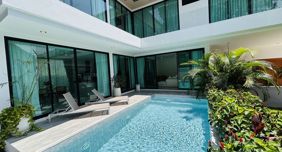 For sale 3 bedrooms villa in Mueang Phuket, Phuket