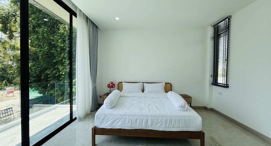 For sale 3 bedrooms villa in Mueang Phuket, Phuket