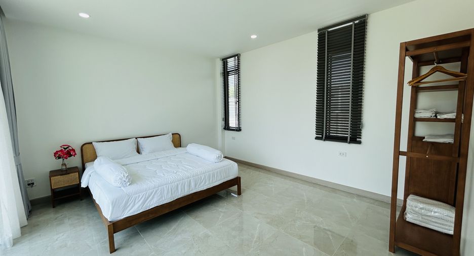 For sale 3 bedrooms villa in Mueang Phuket, Phuket