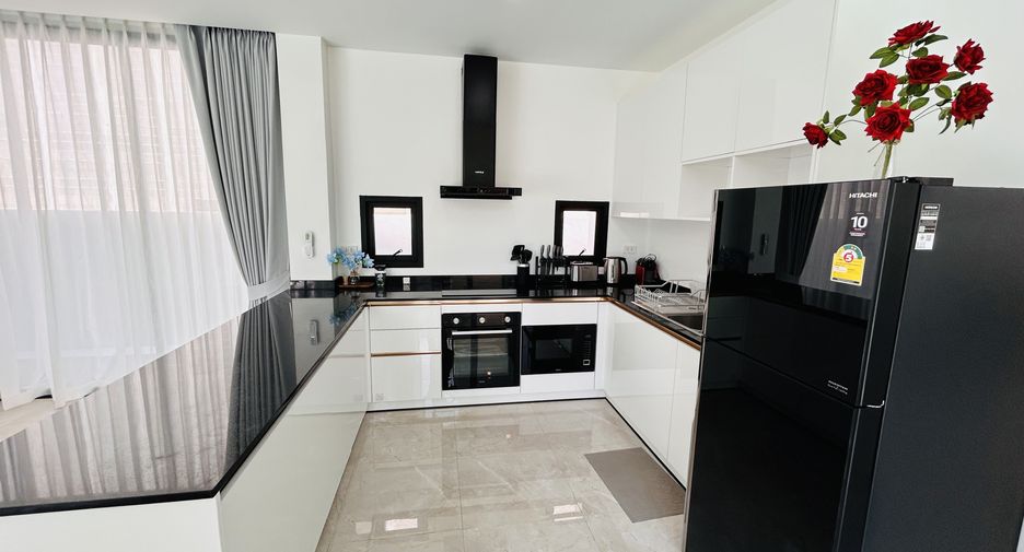 For sale 3 bedrooms villa in Mueang Phuket, Phuket