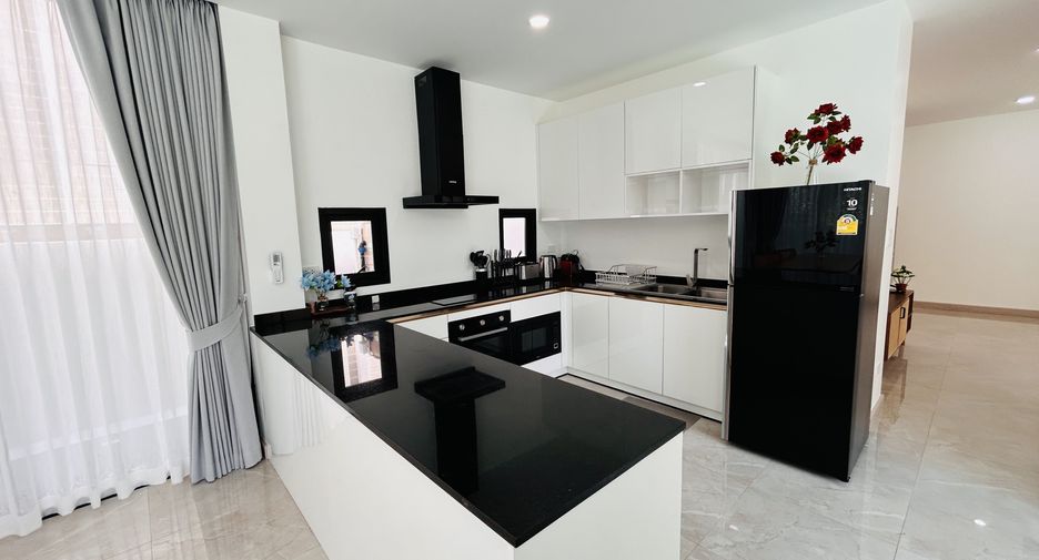 For sale 3 bedrooms villa in Mueang Phuket, Phuket