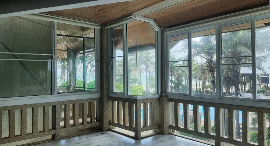 For rent 4 bedrooms townhouse in Mueang Rayong, Rayong