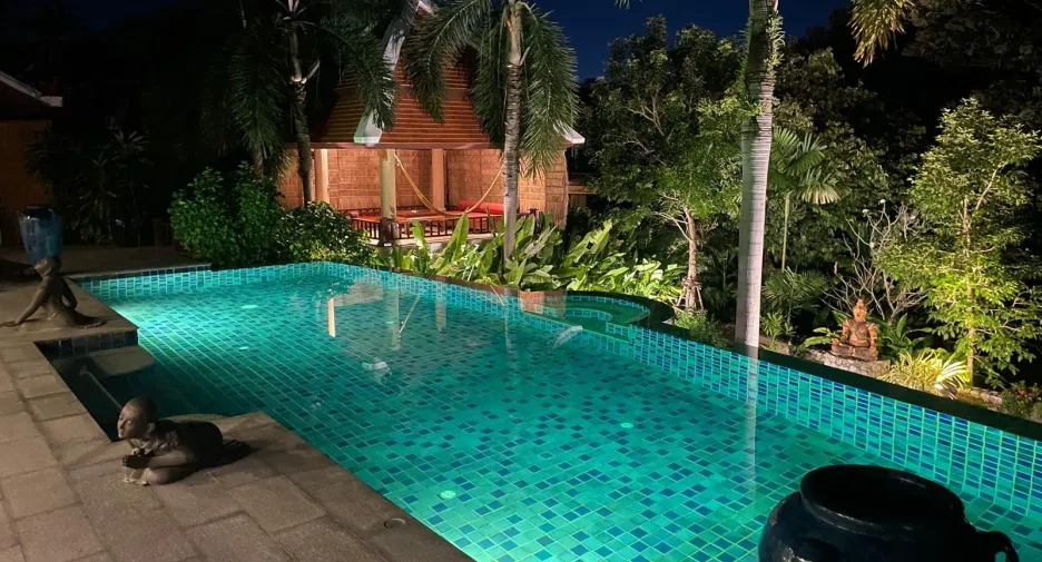 À vendre 5 chambres villa à Mueang Phuket, Phuket