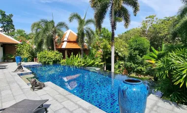 Villa zum Kauf mit 5 Zimmer in Mueang Phuket, Phuket