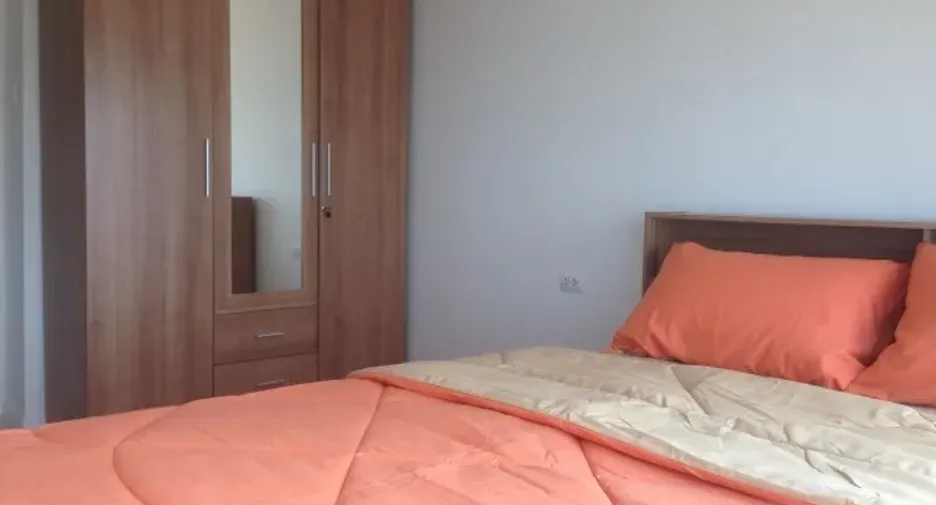 For rent 1 bed condo 