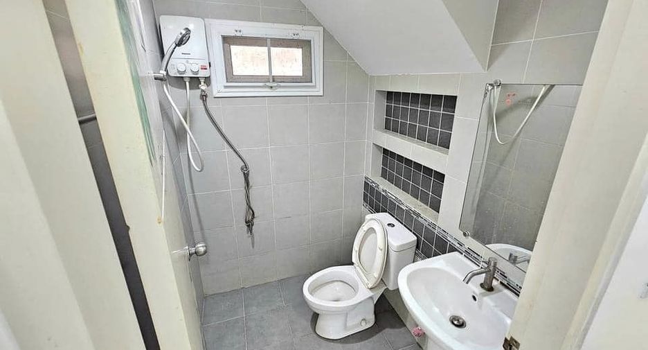 For sale and for rent 3 bedrooms house in Bang Kruai, Nonthaburi