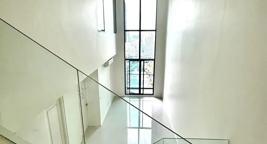For sale 2 bedrooms condo in Watthana, Bangkok