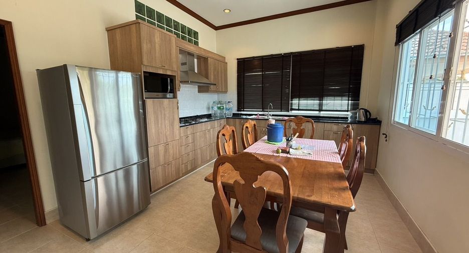 For sale 4 bedrooms house in Hua Hin, Prachuap Khiri Khan