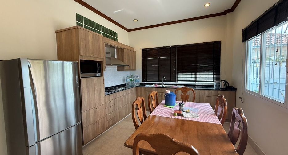 For sale 4 bedrooms house in Hua Hin, Prachuap Khiri Khan