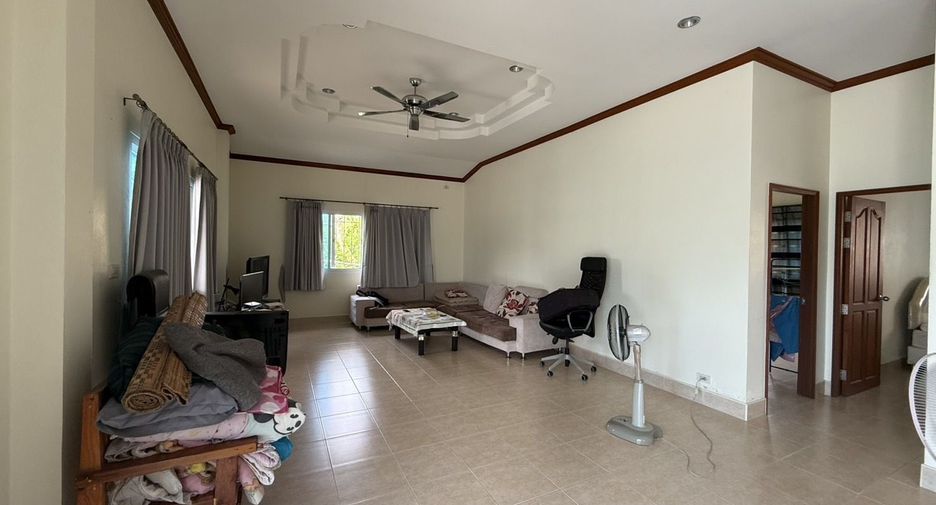 For sale 4 bedrooms house in Hua Hin, Prachuap Khiri Khan