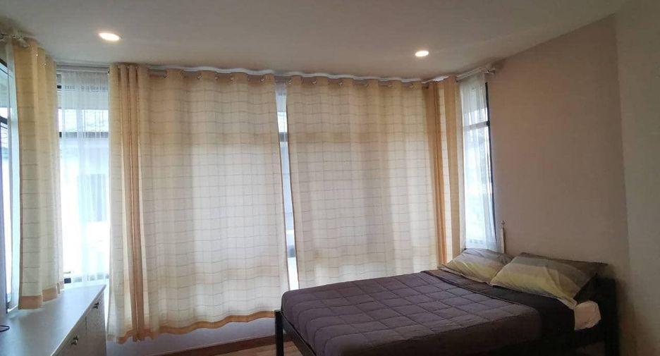 出租 3 卧室 独立屋 在 Sattahip, Chon Buri