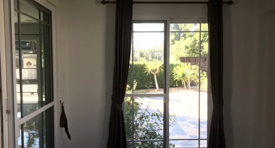 For sale 4 bedrooms house in Mueang Chiang Mai, Chiang Mai