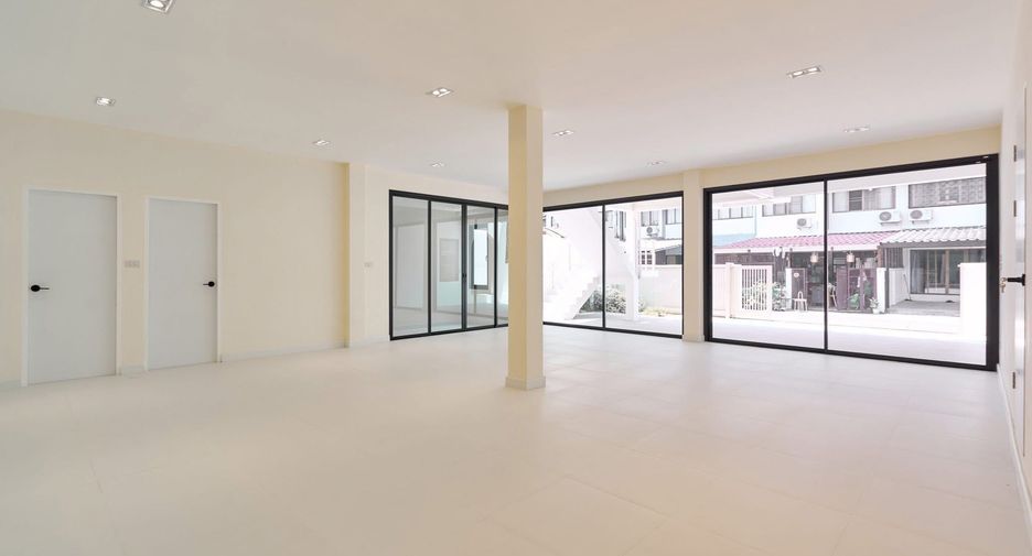 Casa en venta de 3 habitaciones en Mueang Chiang Mai, Chiang Mai