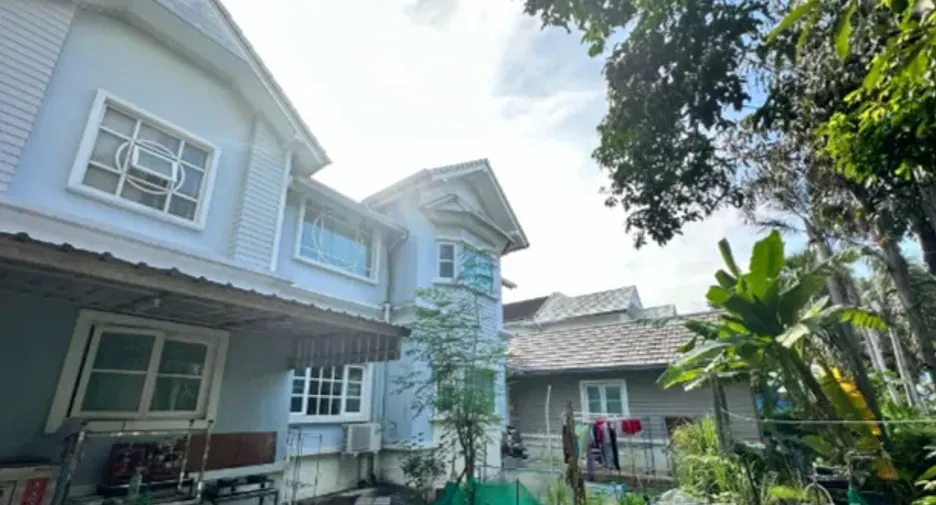 À vendre 6 chambres maison à Don Mueang, Bangkok