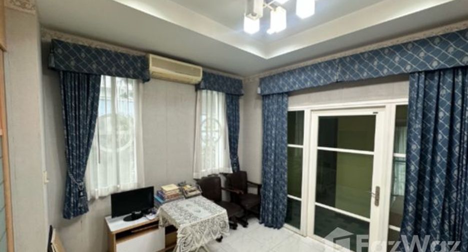 For sale 6 bedrooms house in Don Mueang, Bangkok