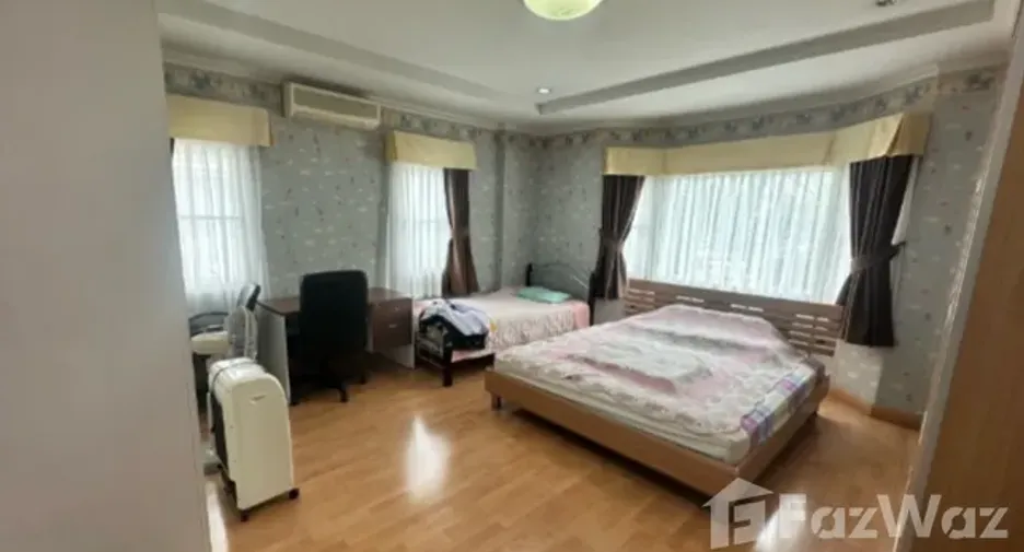 À vendre 6 chambres maison à Don Mueang, Bangkok