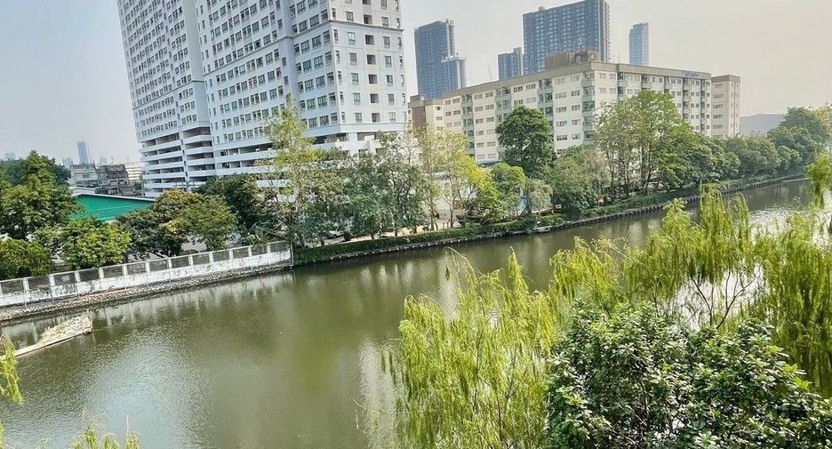 出售 2 卧室 公寓 在 Suan Luang, 曼谷