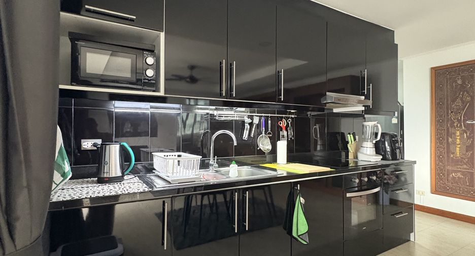 For rent 2 bedrooms condo in Bang Lamung, Chonburi