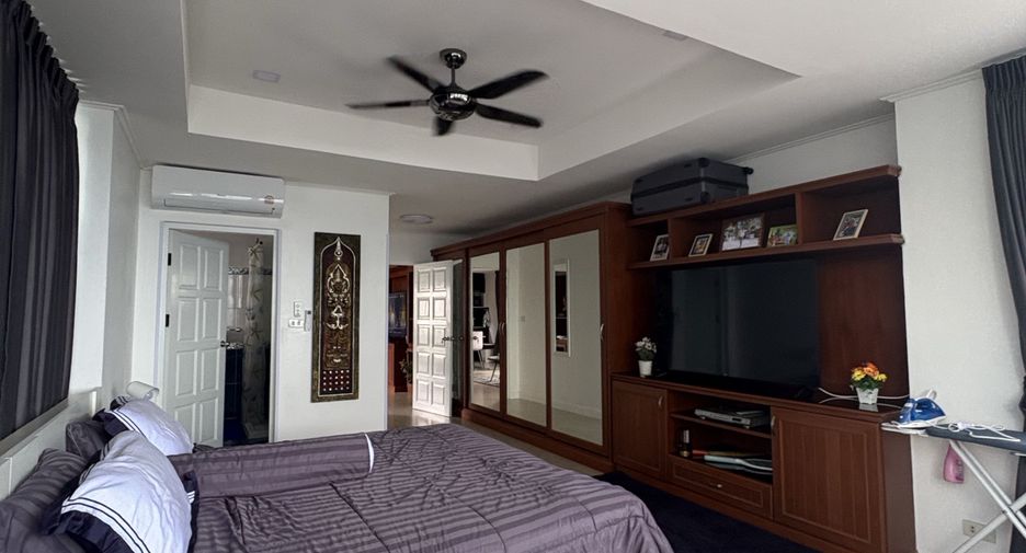 For rent 2 bedrooms condo in Bang Lamung, Chonburi