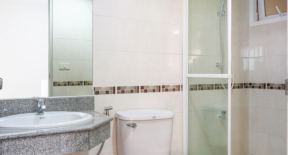 For rent 2 bedrooms condo in Cha Am, Phetchaburi
