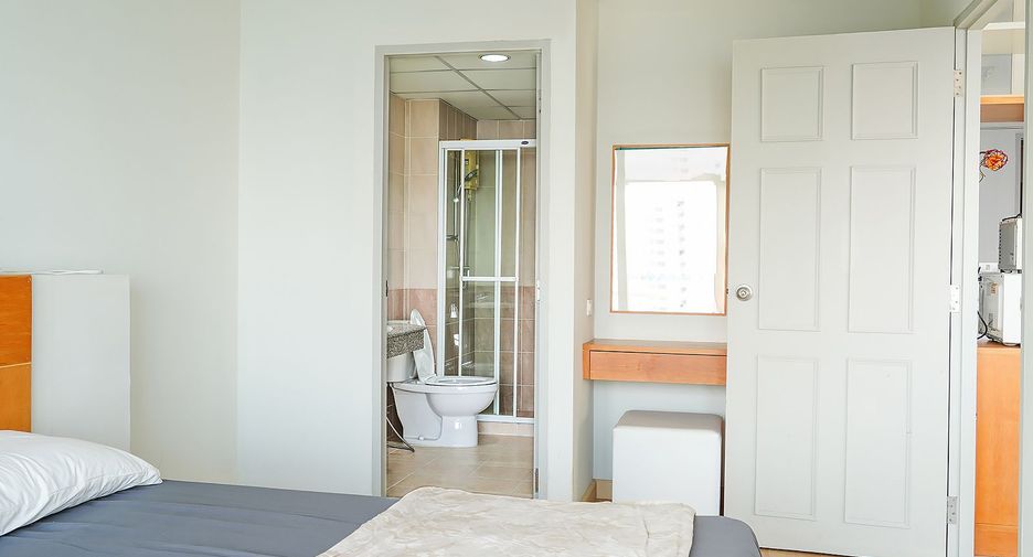 For rent 2 bedrooms condo in Cha Am, Phetchaburi