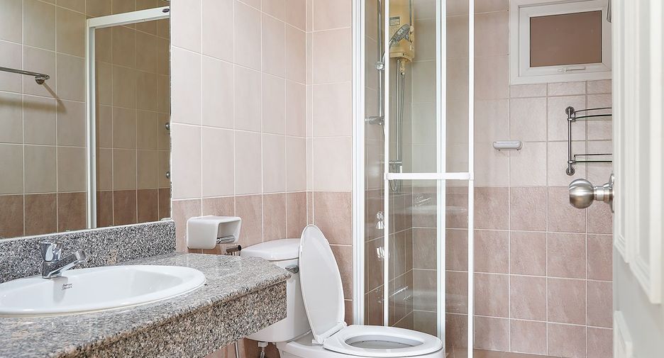 For rent 2 bedrooms condo in Cha Am, Phetchaburi