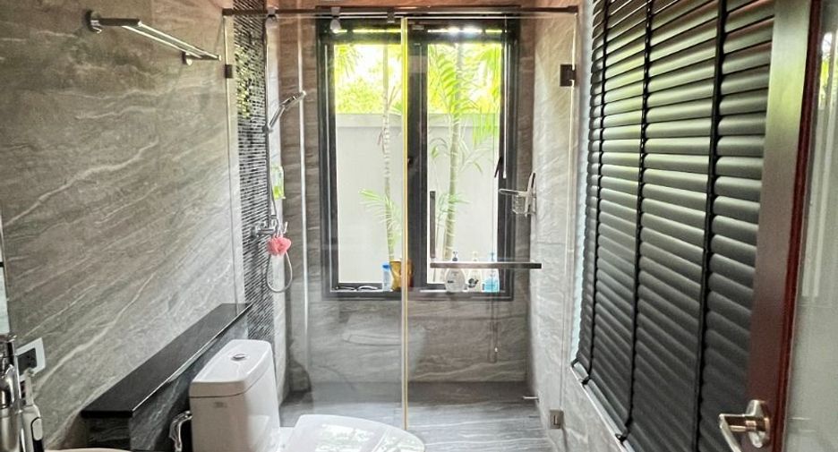 For sale and for rent 3 bedrooms villa in Thalang, Phuket