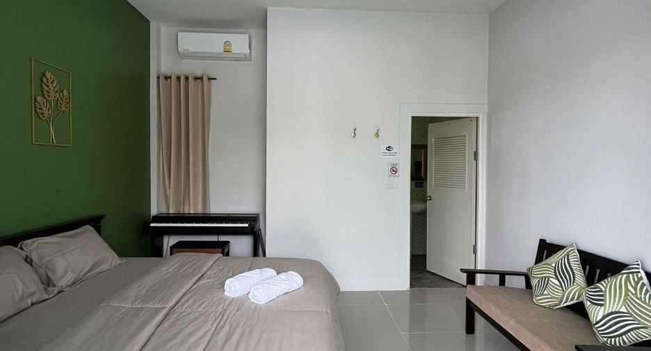 For rent 5 bedrooms villa in Hua Hin, Prachuap Khiri Khan