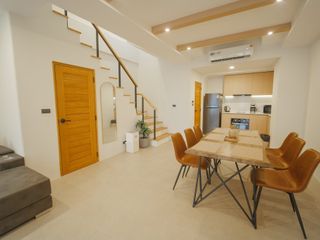Casa adosada en venta de 3 habitaciones en Bang Lamung, Chonburi