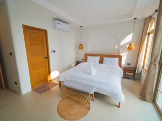 Casa adosada en venta de 3 habitaciones en Bang Lamung, Chonburi